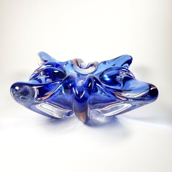 Sanyu Art Glass Decorative Bowl Blue Clear and Pink Heavy Vintage Japanese - Picture 2 of 9